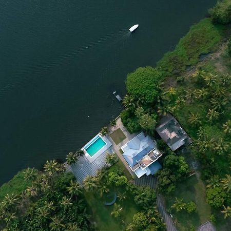 Riveria Portico - River Side 6 Bedroom Private Pool Bungalow North Paravur Exterior photo